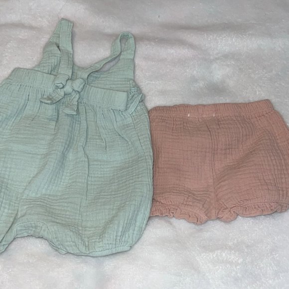 Rabbit Bear an Emily and Oliver Brand 2 Set of Summer Essentials 12 Months - Picture 2 of 9